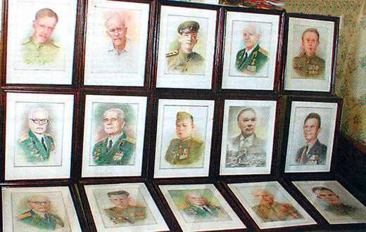 ��������